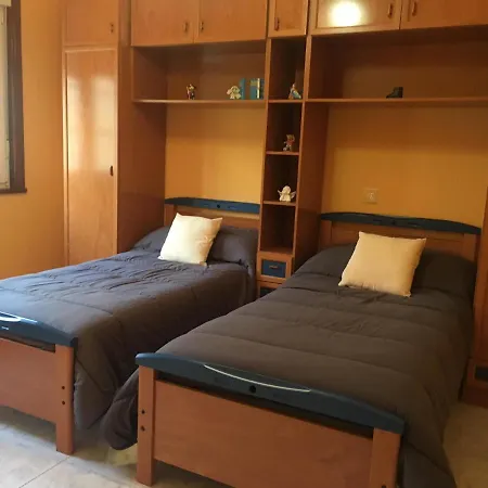 Apartmán Pisos Turisticos Muxia- Teresa Barros -bajo- *